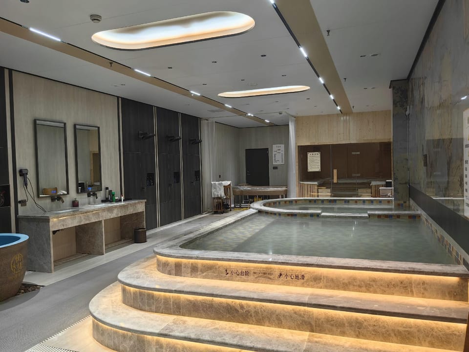 Huajing Garden Hotel Hotel in China