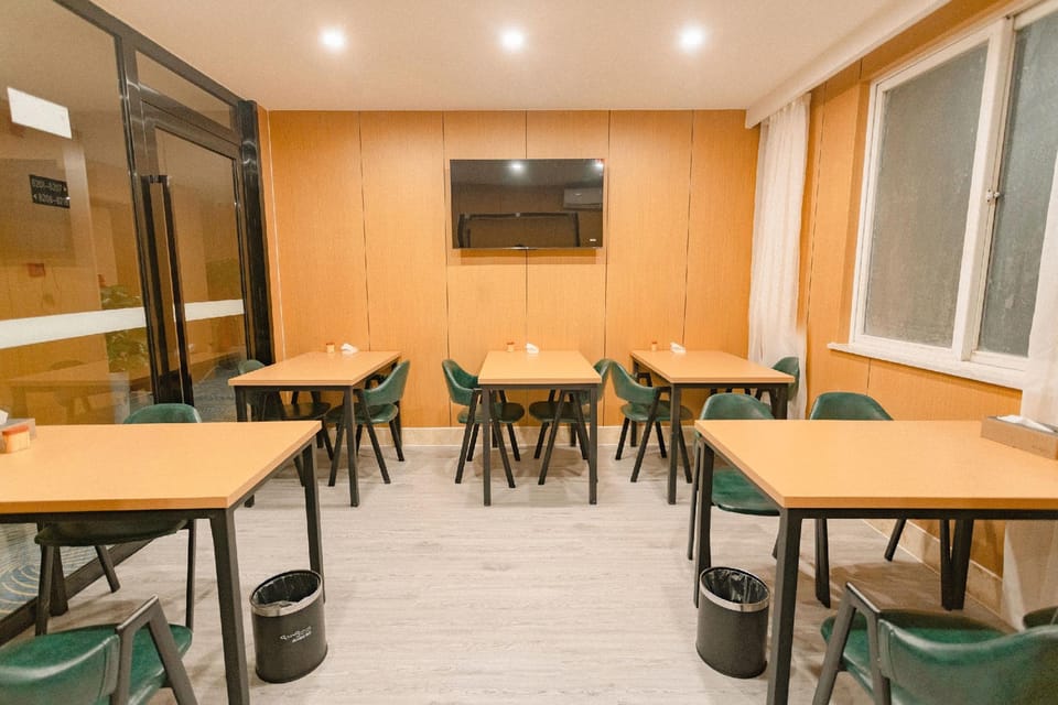 Qingmu Select Hotel (Ma'anshan Normal University Garden Middle School Branch) Hotel in Nanjing