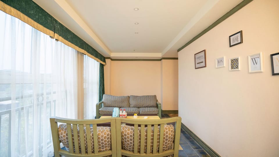 Sicily Hotel Hotel in Sichuan