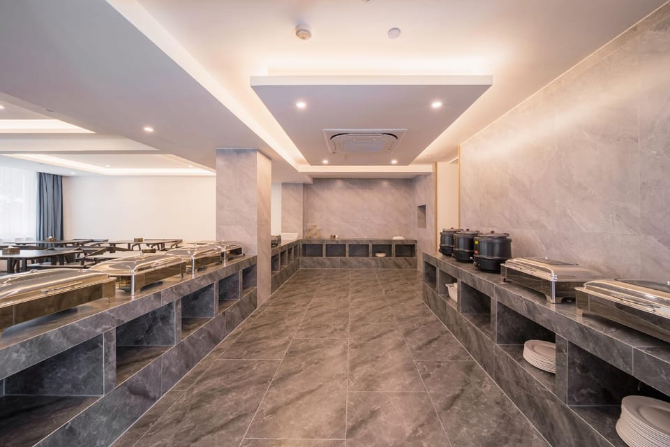 Anji Four Seasons Sunshine Hotel Hotel in Zhejiang