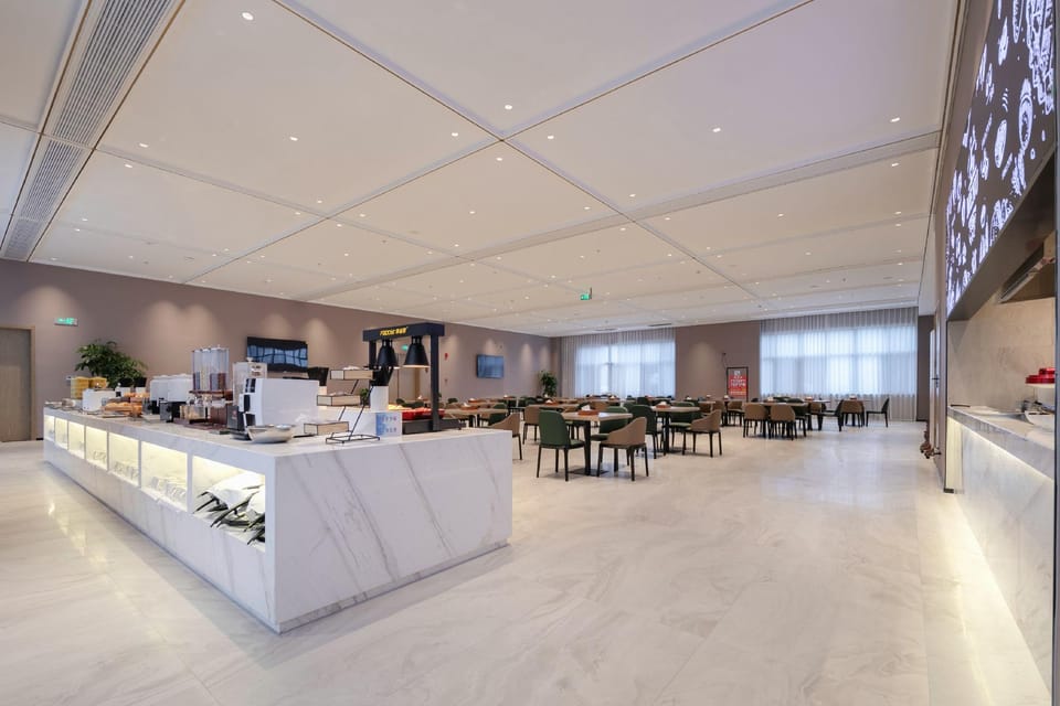 Yishang Hotel (Zhoushan Zhujiajian Putuoshan Airport) Hotel in Zhejiang
