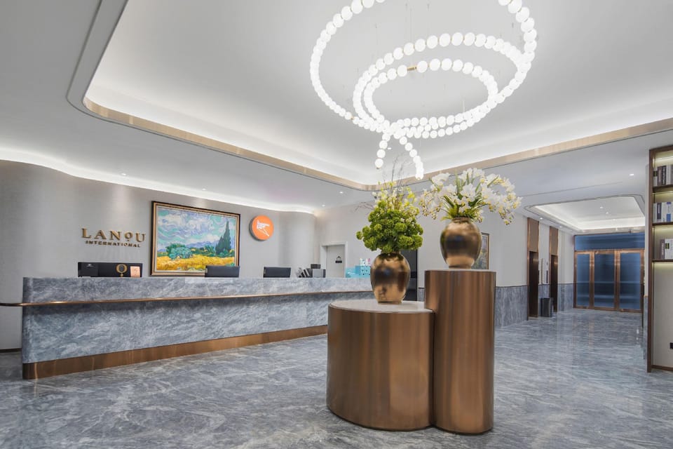 Lianyungang East China Sea high-speed rail station Hotel in Jiangsu