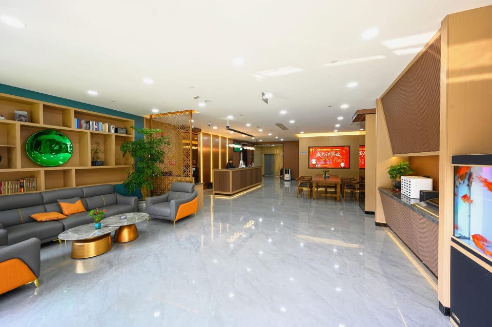 EHG Four Seasons Hotels Of Resorts (yuyao yangming west road ) Hotel in Zhejiang