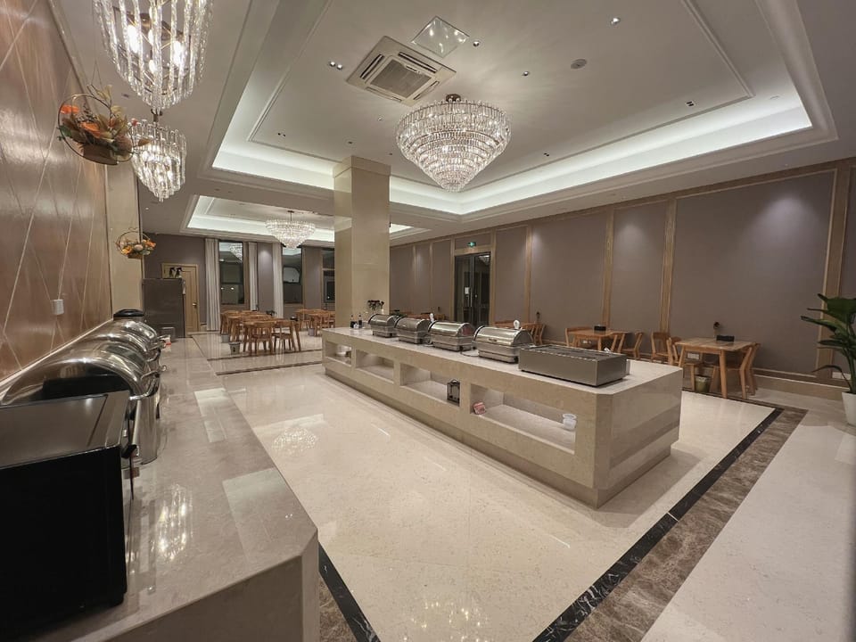 Vienna Zhihao Hotel (Nanjing Jiangning Guli Branch) Hotel in Nanjing
