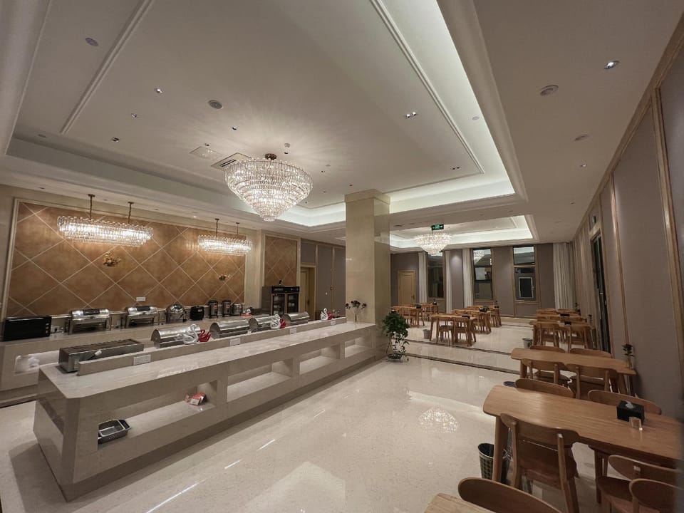 Vienna Zhihao Hotel (Nanjing Jiangning Guli Branch) Hotel in Nanjing