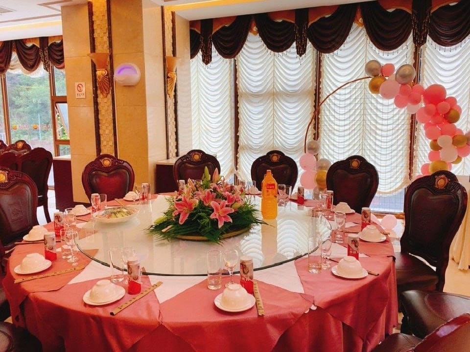 Dianhong Hotel Hotel in China