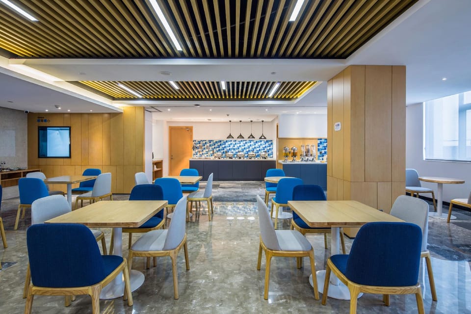 Haining Leather City Kaiyuan Mingting Hotel Hotel in Hangzhou