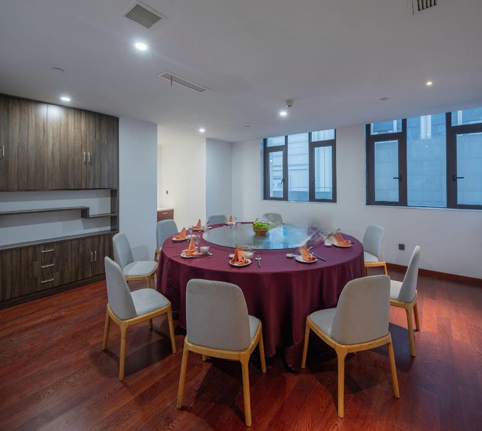 Haining Leather City Kaiyuan Mingting Hotel Hotel in Hangzhou