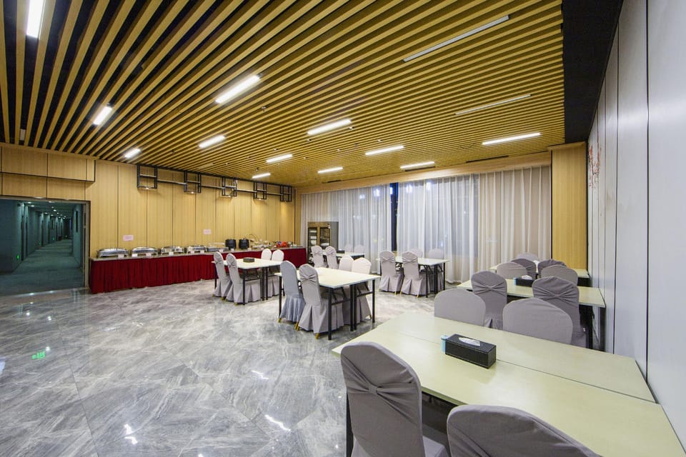 Xiaocheng Impression Light Luxury Hotel Hotel in China
