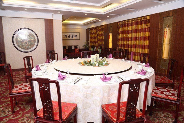 Weifang First Hotel Hotel in Shandong