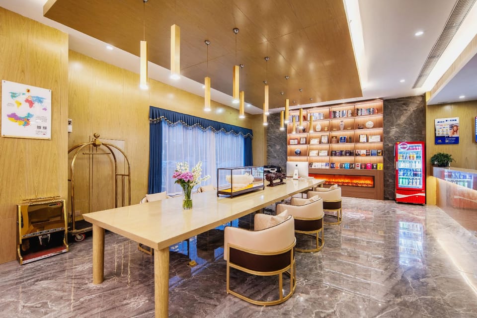 Super 8 Select Hotel (Yangzhou Jiangdu Passenger Transport Station) Hotel in Jiangsu