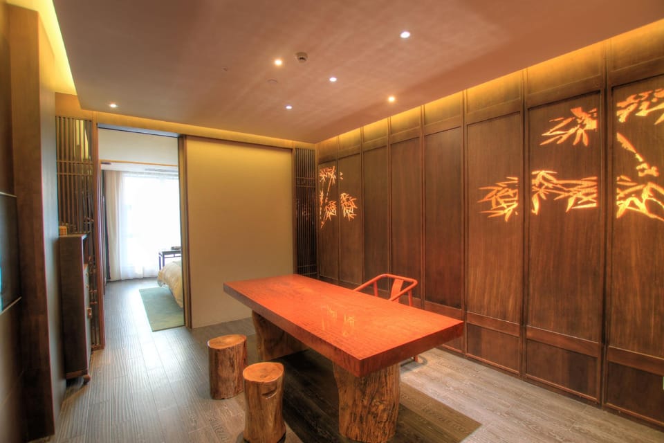 Yuejiang Hotel Hotel in China
