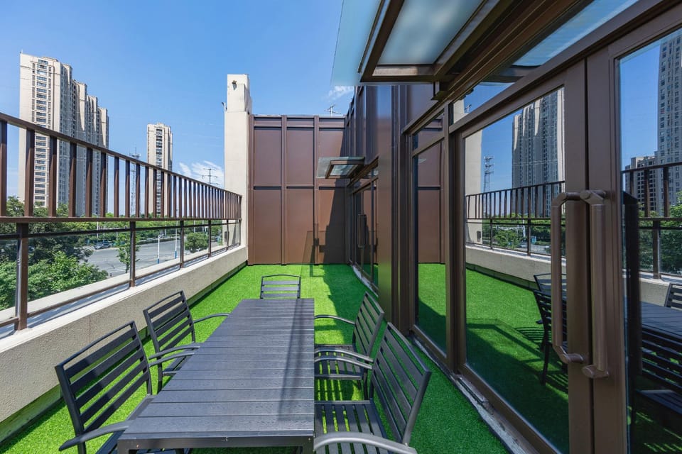 The pure bath platinum hotel (Ma'anshan Xiushan County High Speed Rail East Station Store) Hotel in Nanjing