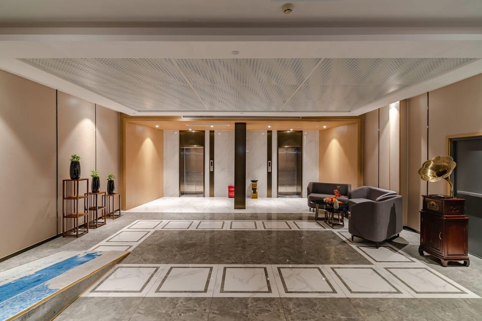 Qingmu Bojin Hotel (Nanjing Yangtze River Bridge) Hotel in Nanjing