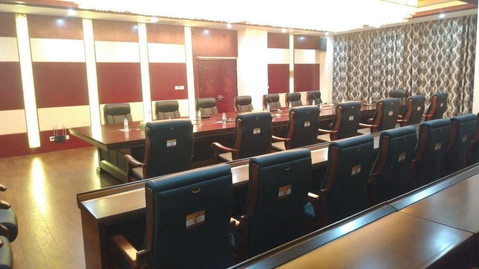 Xinlongmen Inn Hotel in China