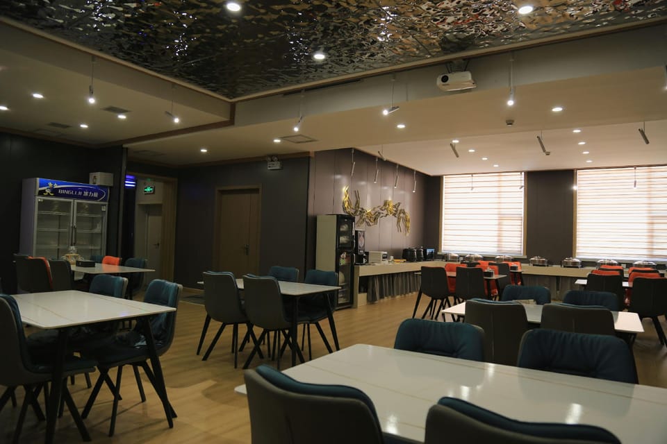 Nayuan Hotel Hotel in China