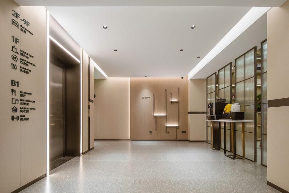 Liyi Hotel (Tiantaishan High-speed Railway Station) Hotel in Zhejiang