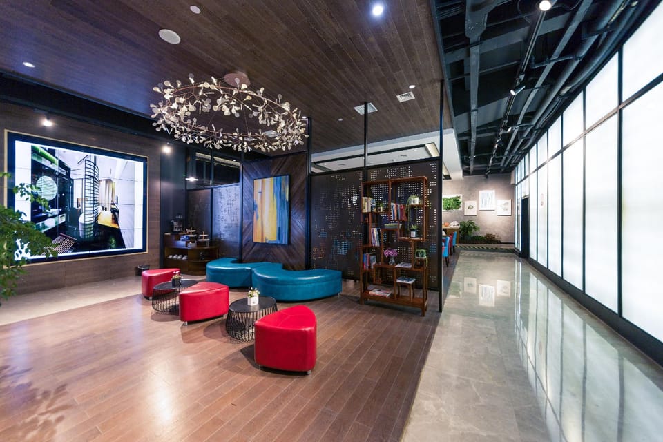 Mofang Hotel (Ningbo Railway Station Business and Technology College) Hotel in Zhejiang