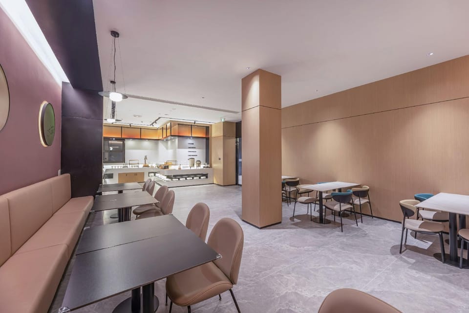 Hello Hotel (Yuyao Wucaicheng Branch) Hotel in Zhejiang