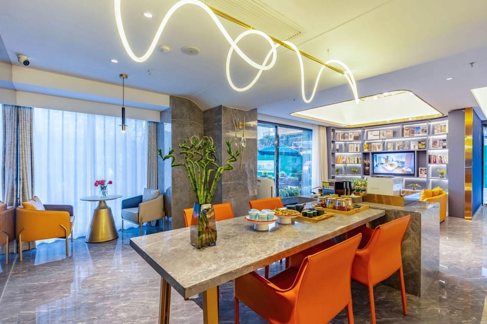 Qingmu Platinum Hotel (Bengbu Wanda Yintai City Branch) Hotel in Jiangsu