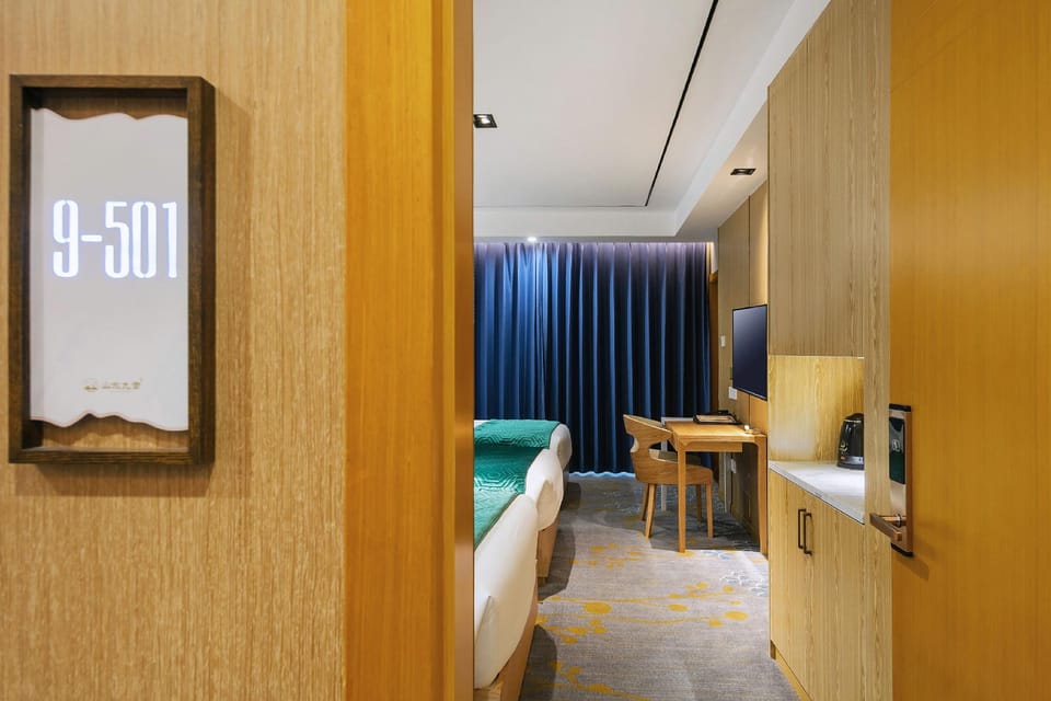 Xiyan Holiday Mountain House Hotel in Zhejiang