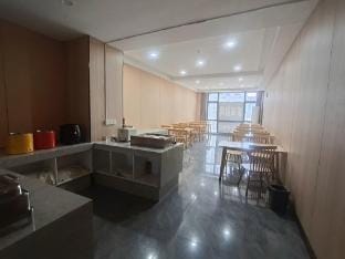 Yunbaiyun Hotel (Suqian Yuyang Wanda Branch) Hotel in Jiangsu