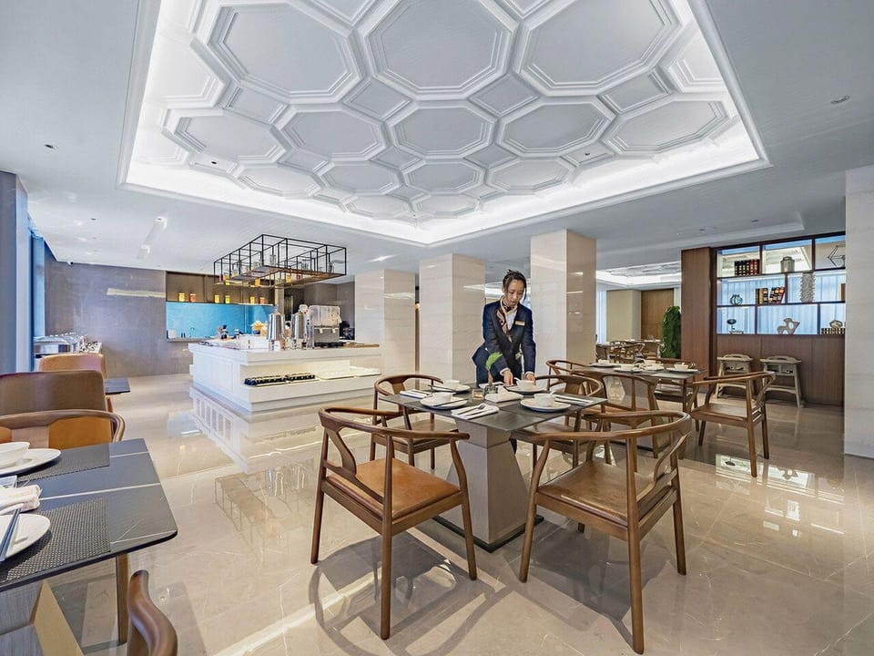 Vienna International Hotel (Nanping Jianyang Jianping Avenue Branch) Hotel in Zhejiang