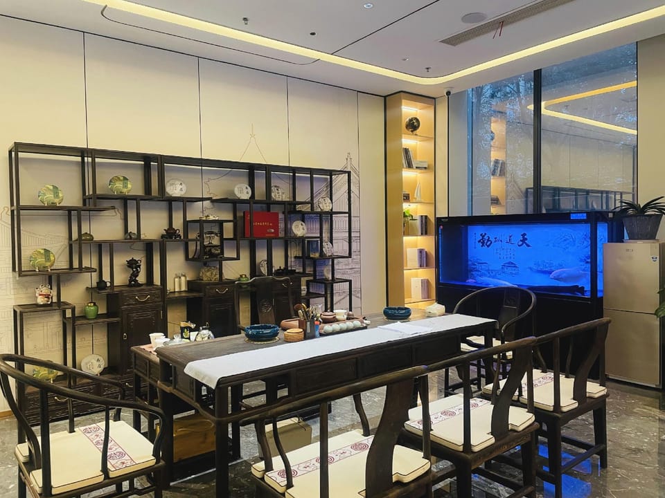 Yilan International Hotel (Bus Terminal Hubin Plaza) Hotel in Suzhou
