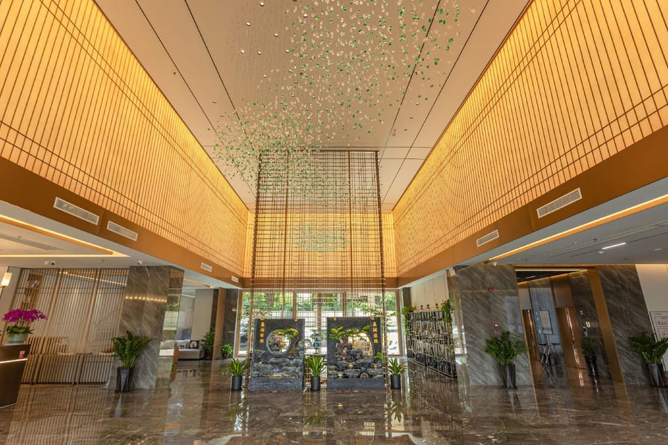 Yilan International Hotel (Bus Terminal Hubin Plaza) Hotel in Suzhou