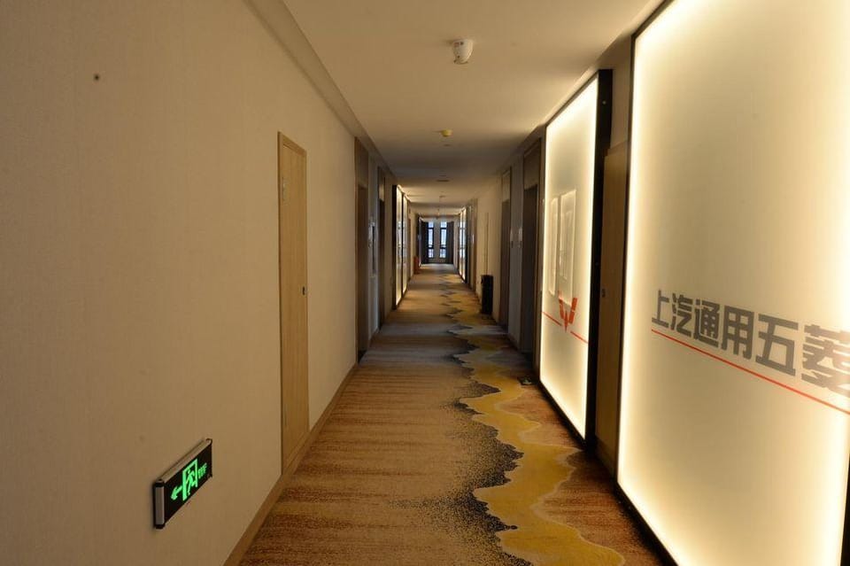 Dongfang Julong Hotel Hotel in Zhejiang
