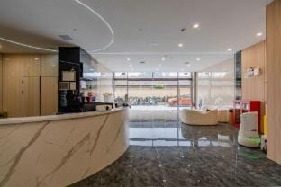 Youjia Smart Hotel (Ma'anshan Golden Eagle Shopping Plaza Angong University) Hotel in Nanjing