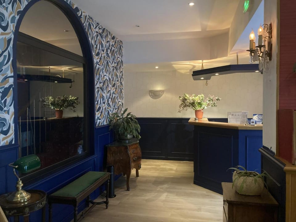 Hotel Boileau Hotel in Paris