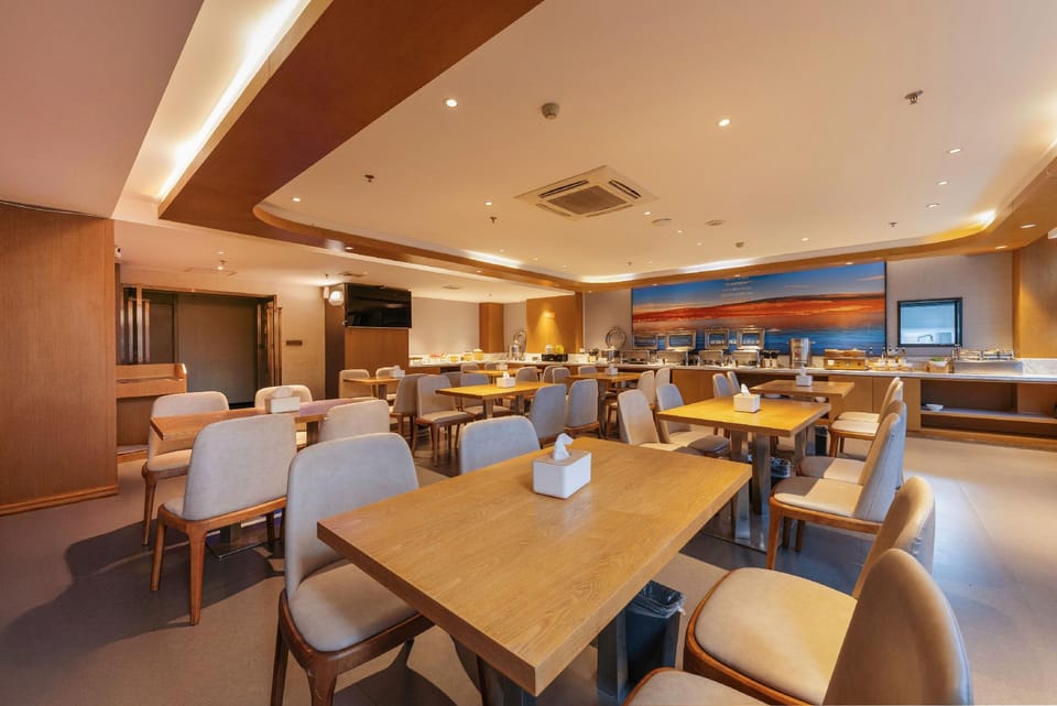 Yeste Hotel (Kunming Fukangcheng Shopping Center Yuyuan Road Subway Station) Hotel in China