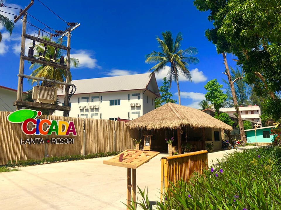 Cicada Lanta Resort Resort in Sala Dan