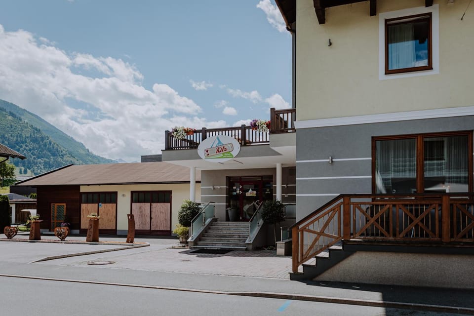 Sporthotel Kitz - inklusive Großglockner Maut, National Park Sommerkarte, Saunabereich und kulinaris Hotel in Zell am See