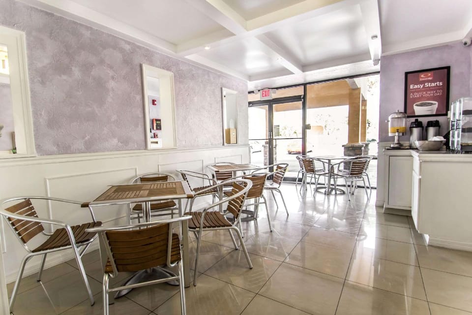 Coffee shop