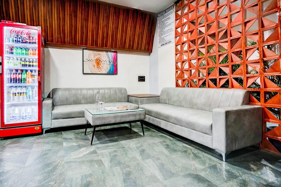 Hotel Sky City Hotel in Maharashtra