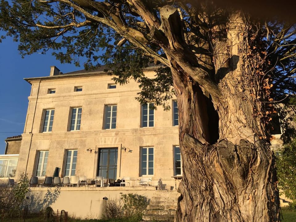 Le Dojo du Plessis Hotel in Nouvelle-Aquitaine