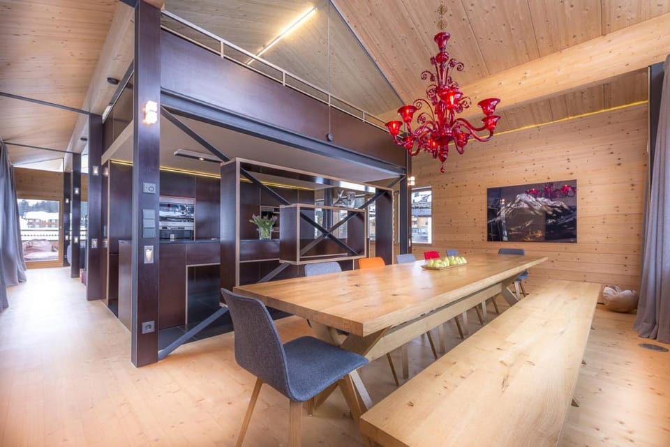 Design Chalets Lech Chalet in Lech