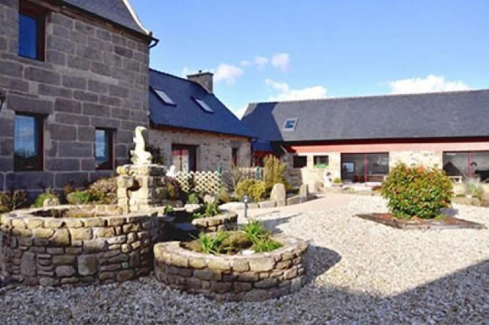 Domaine de Kerzuat - Chambres d'htes Hotel in Plouarzel