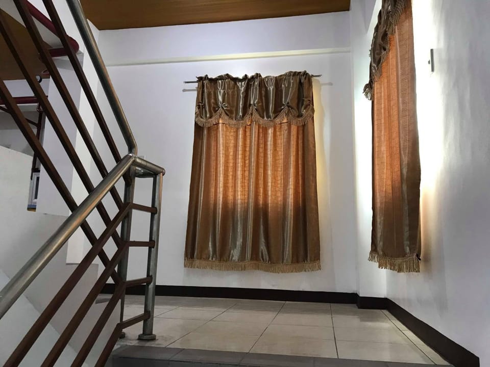 Meaco Royal Hotel-Malabon Hotel in Region of Manila