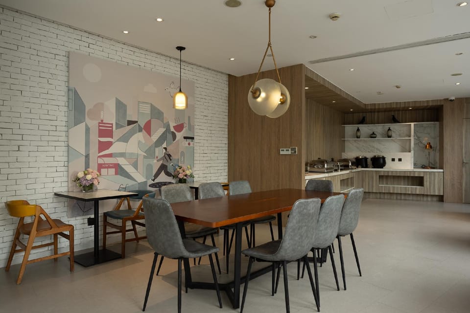 Hanting Hotel Shanghai Hongqiao Railway Station Qixin Road Hotel in Jiangsu