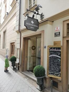 Coco Chanel Boutique Apartment Hotel in Brno
