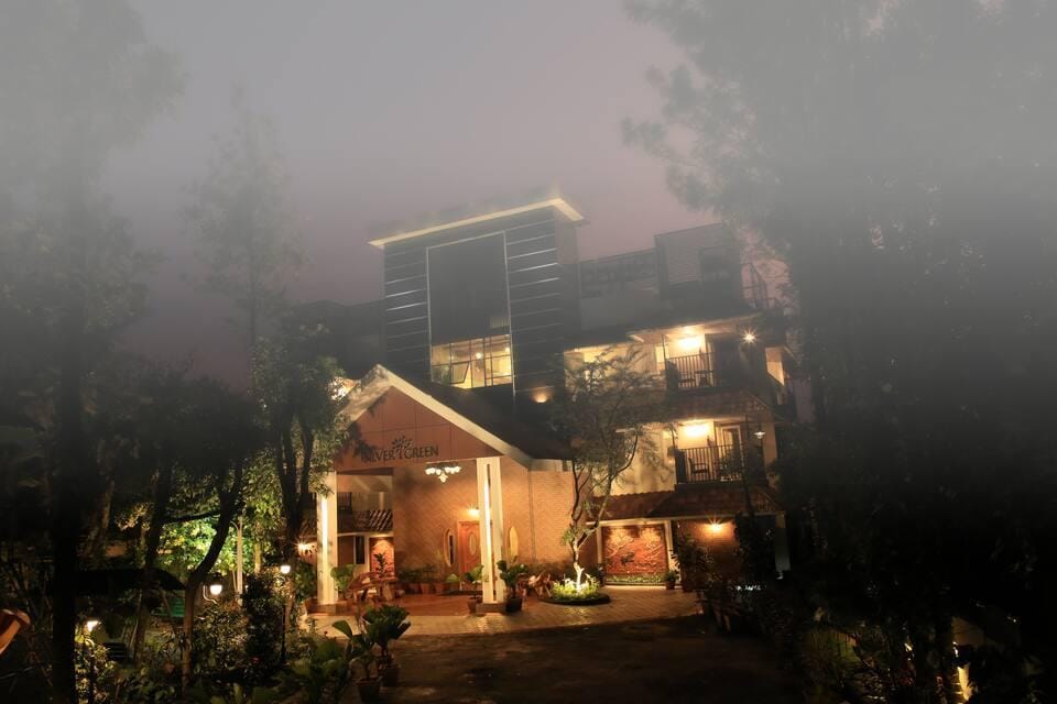 Silver Green Holiday Enclaves Hotel in Kerala