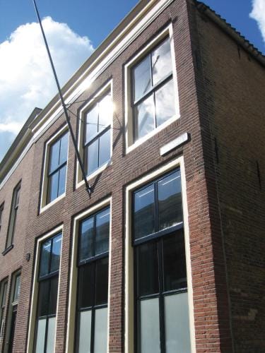 B&B De Kamer Hiernaast Hotel in Gouda