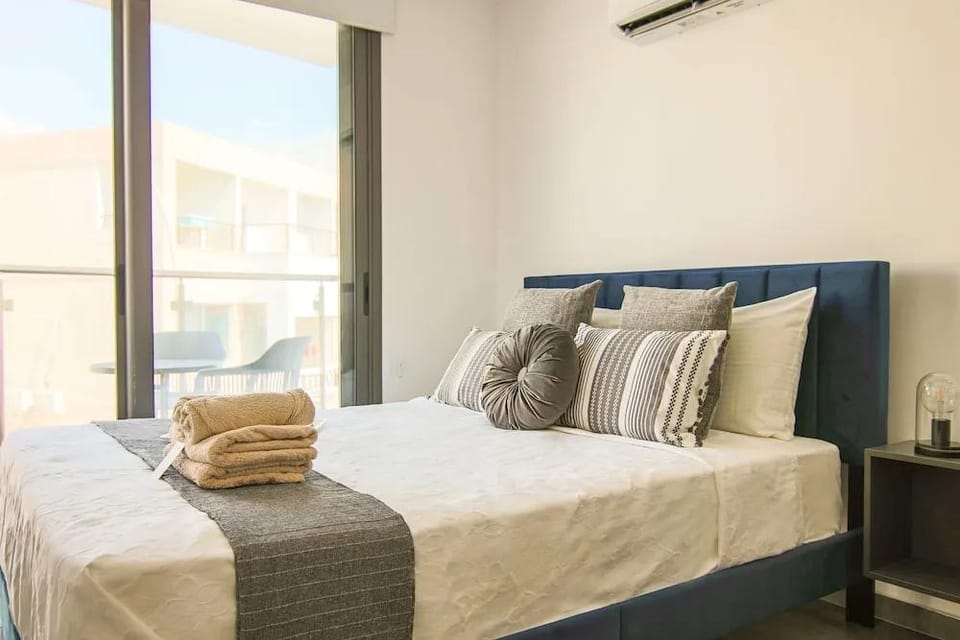 Phaedrus Living Seaside Flat Athina 116 Hotel in Paphos