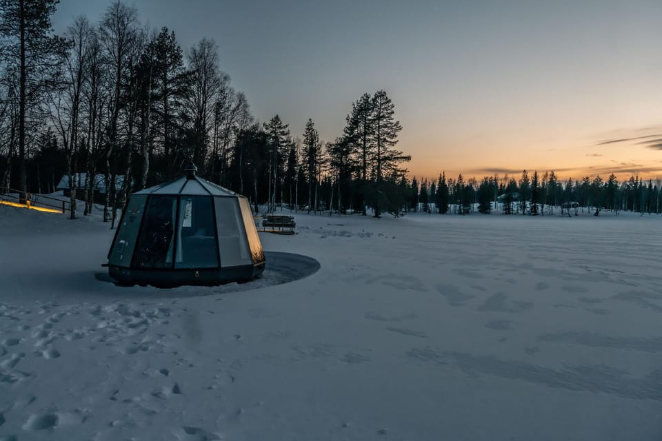 Overwater Hut Kuusamo Hotel in Lapland