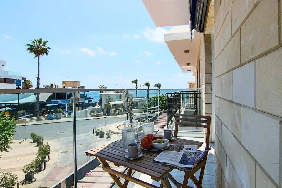 Phaedrus Living: Seaside Luxury Flat Athina 21 Hotel in Paphos
