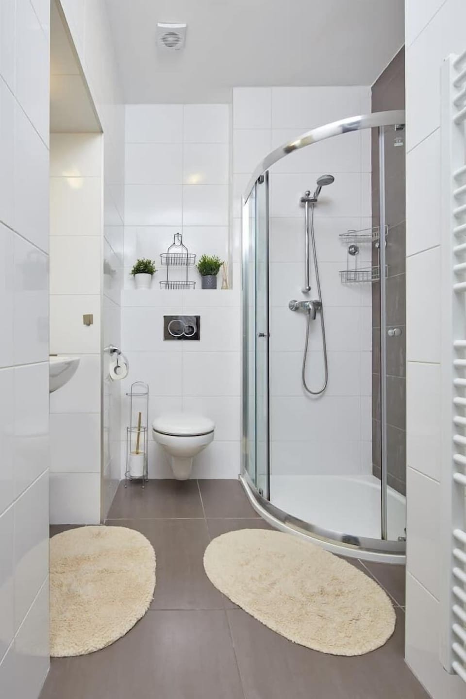 Helen Homestay Flora Hotel in Prague