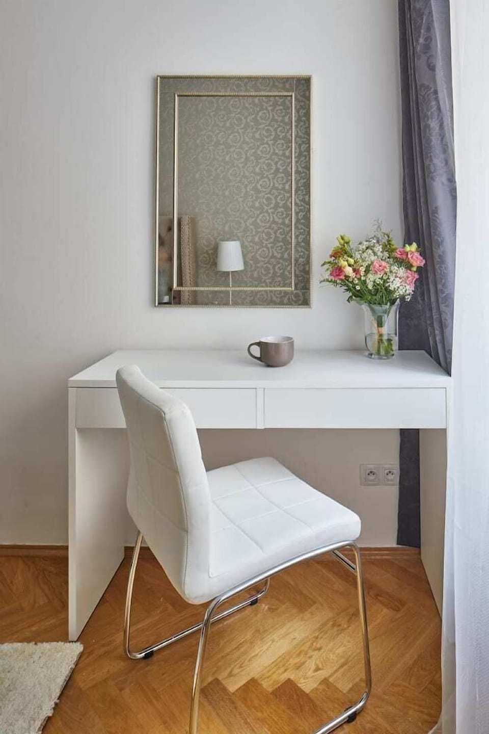 Helen Homestay Flora Hotel in Prague